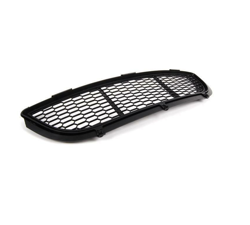 ÖN TAMPON IZGARASI ORTA M-TECH E90 LCİ 2009- - İTHAL