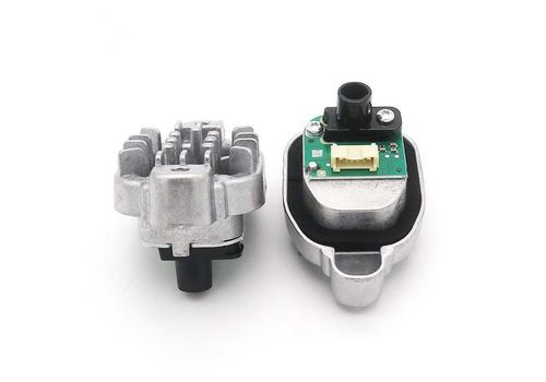 ÖN FAR LED MODÜLÜ 6 PİN F30 LCI 2015- - İTHAL