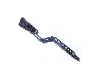 ARKA TAMPON BRAKETİ SAĞ PASSAT 2011- - İTHAL