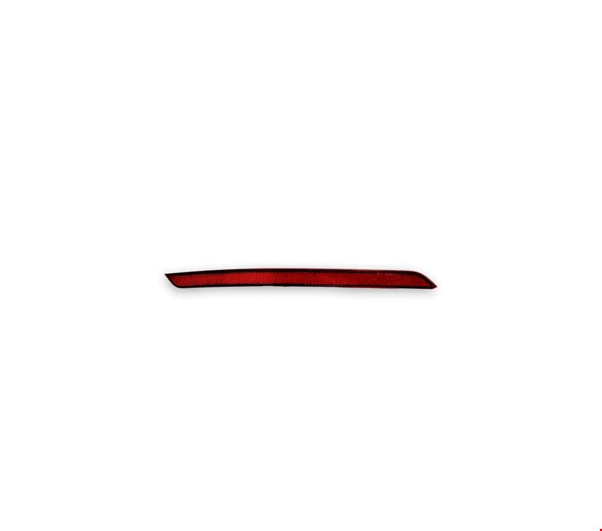 ARKA TAMPON REFLEKTÖRÜ SAĞ PASSAT 2020- - İTHAL