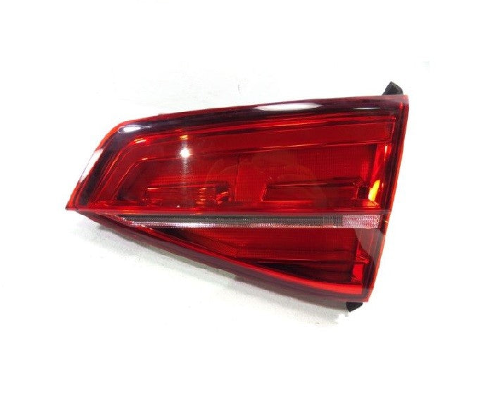 STOP LAMBASI İÇ SAĞ (LEDLİ) JETTA 2015- - İTHAL